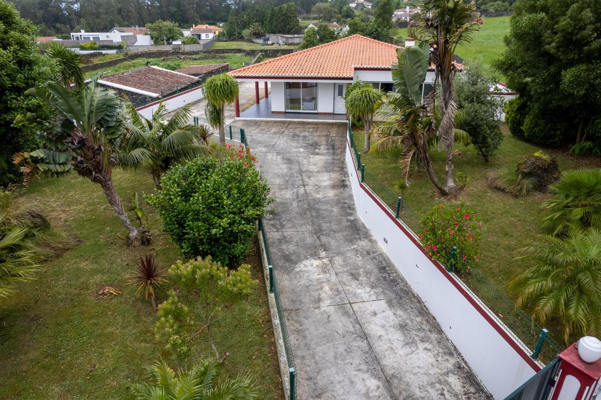 Chale D'Angra Guest House Angra do Heroísmo Kültér fotó